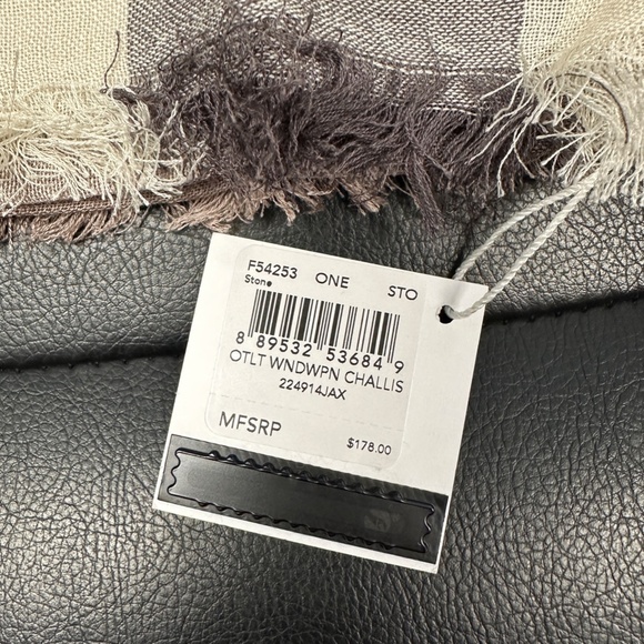 NWT! Coach Women's Lightweight Windowpane Challis Scarf in Stone F54253 - Picture 6 of 6